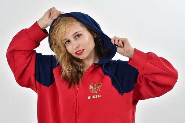 电讯报：由于过去两个赛季多次延迟开球，曼城被罚300万镑